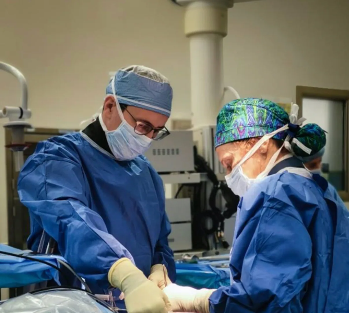 Dr. Gomoll and Dr. Strickland operating on a complex knee reconstruction